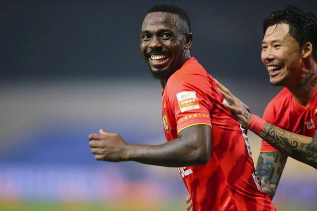 关于重磅交易传闻再起，球员未来未卜的信息