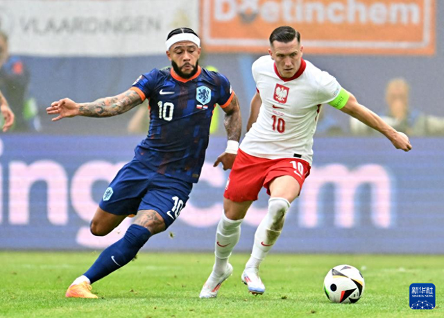 波兰国家队晋级国际赛事下一阶段 波兰国家队晋级国际赛事下一阶段