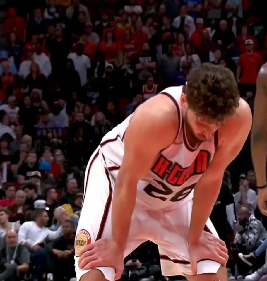 包含人豪取五连胜，火箭遭逢四连败的词条