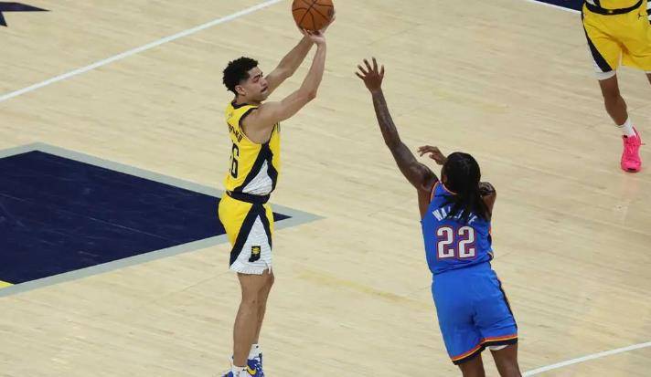 瑞士球队意外晋级，托马斯扳平比分的简单介绍