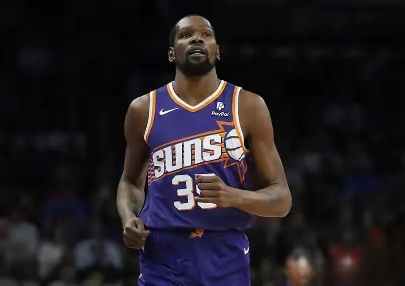 杜兰特遭遇东契奇爆冷，奥运会局势紧张的简单介绍