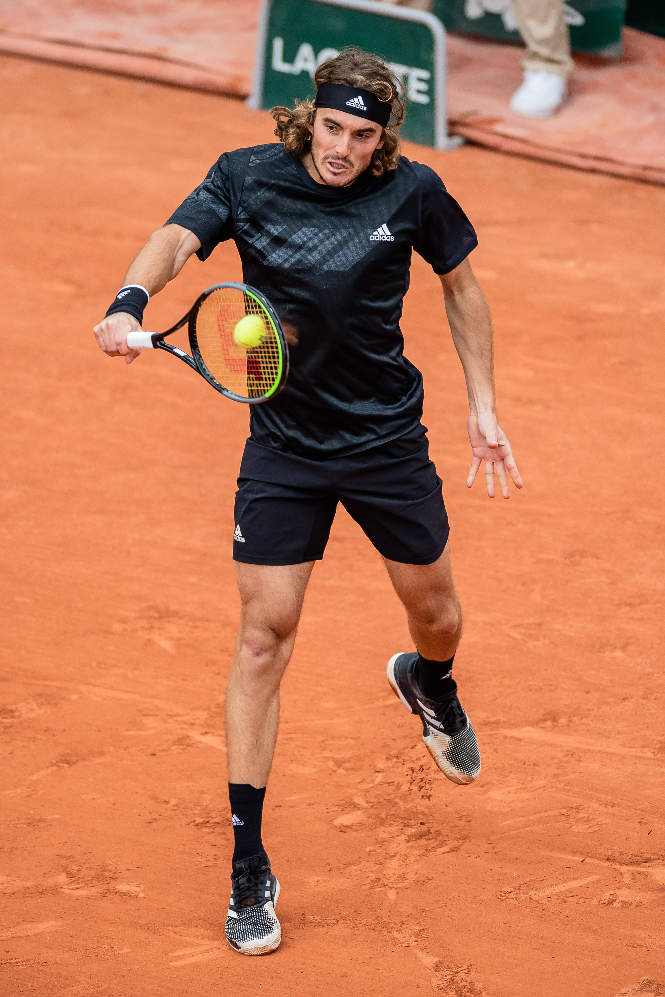 美国网球队血洗世界网球队,西西帕斯一己之力扛起全队的简单介绍 美国网球队血洗世界网球队,西西帕斯一己之力扛起全队的简单介绍